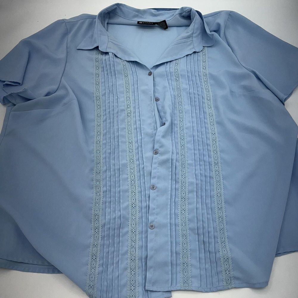 Maggie Barnes Blue Button Up Collared Shirt Size 2X Lace Pleats